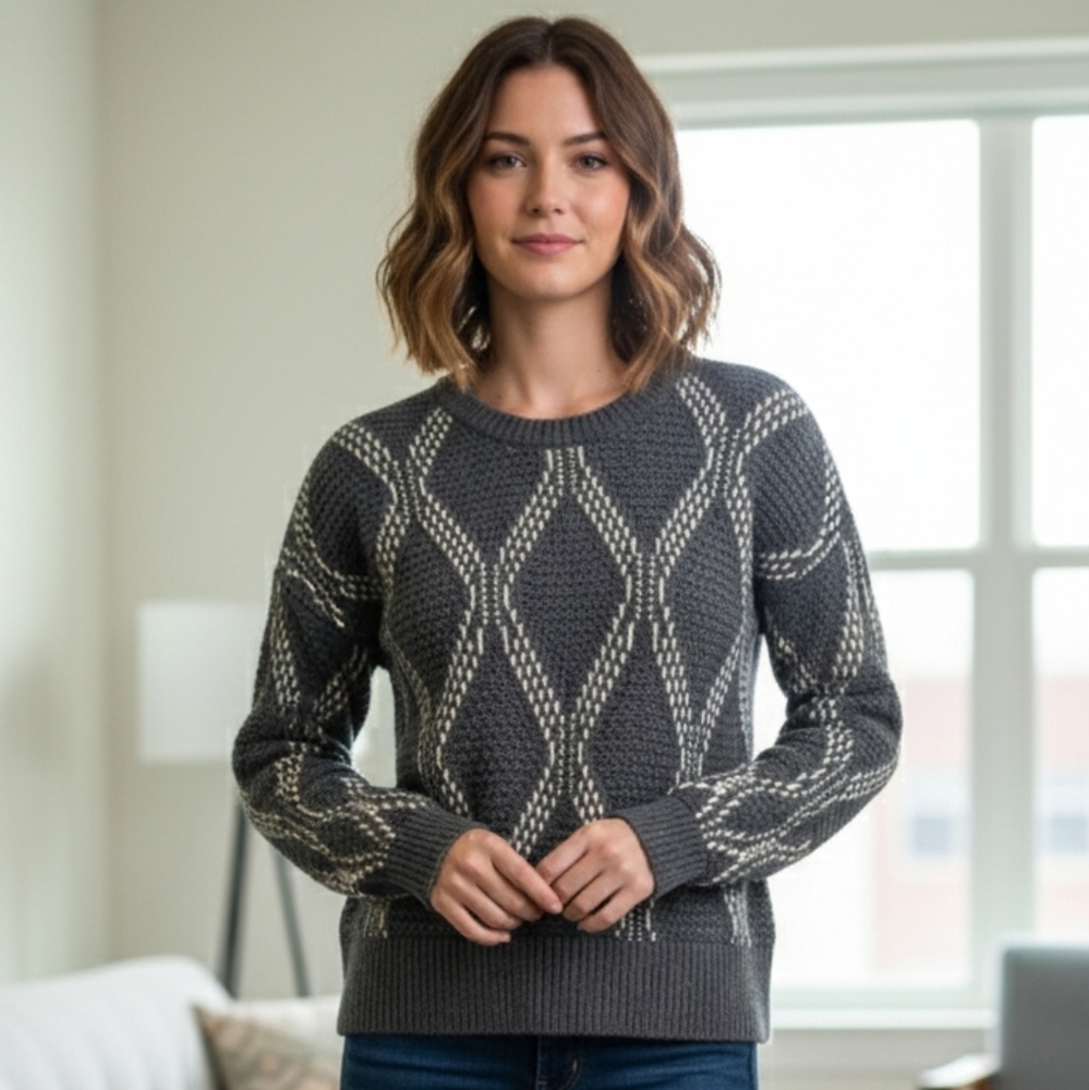 Banana Republic 100% Cotton Gray & White Knit Sweater Cropped Pulled Over